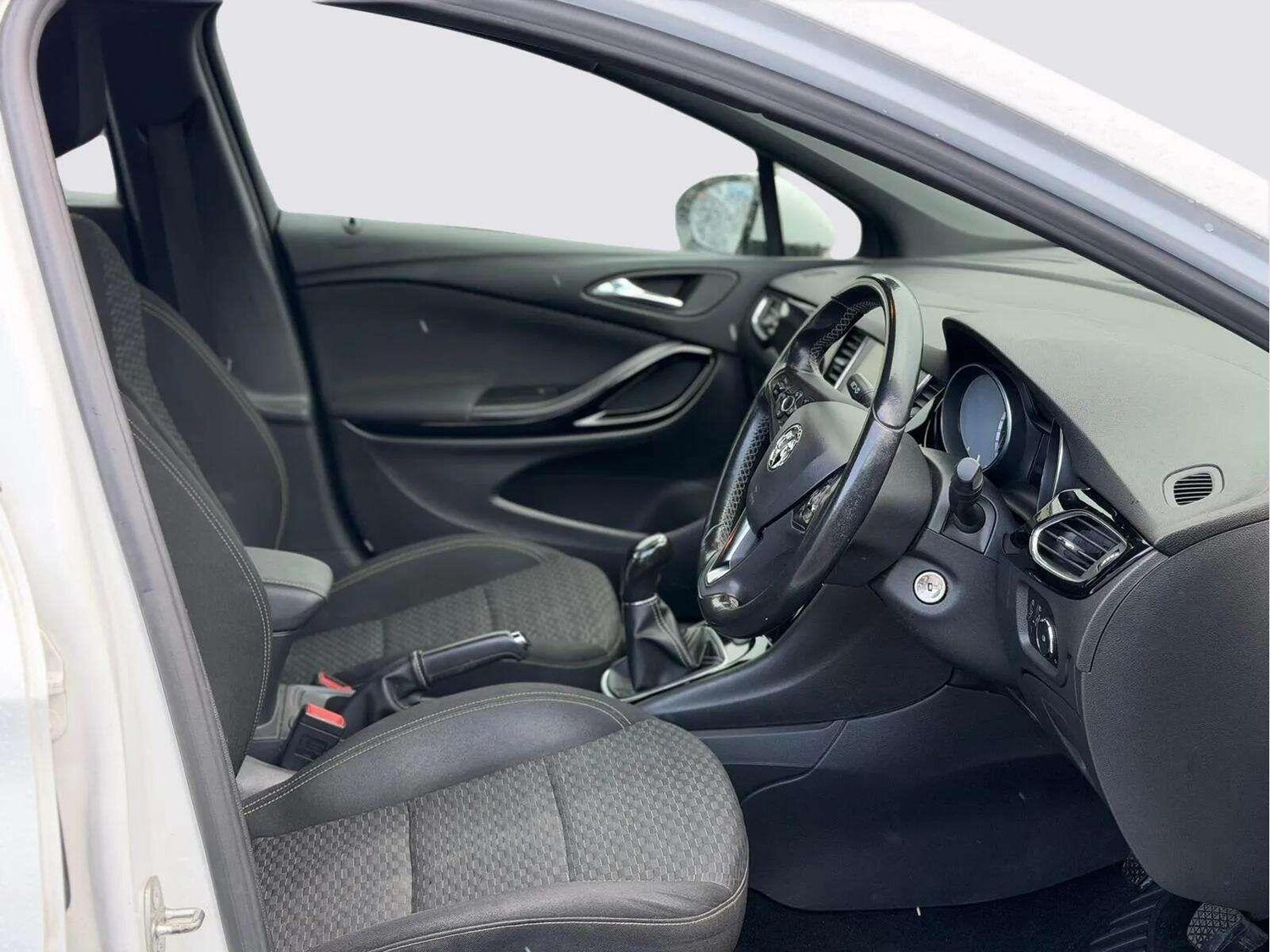 Used Vauxhall Astra for sale - 78057913: Photo 29