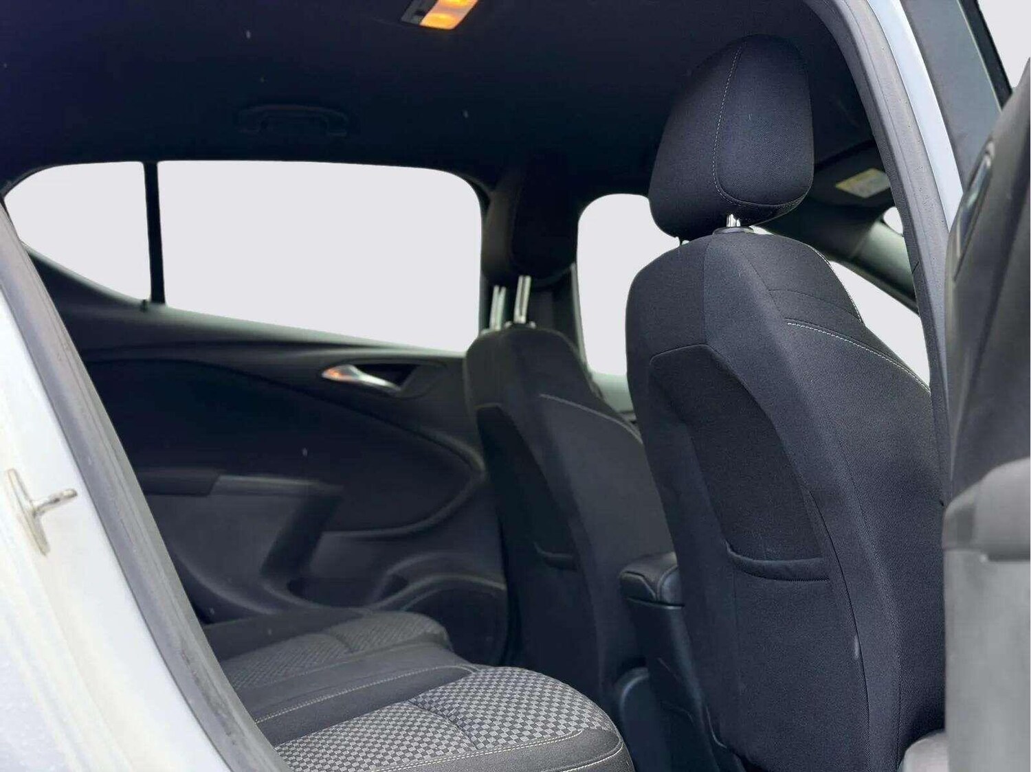 Used Vauxhall Astra for sale - 78057913: Photo 35