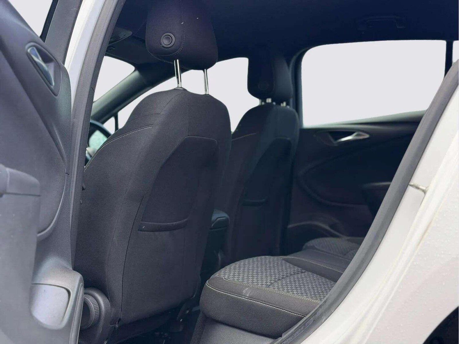 Used Vauxhall Astra for sale - 78057913: Photo 37