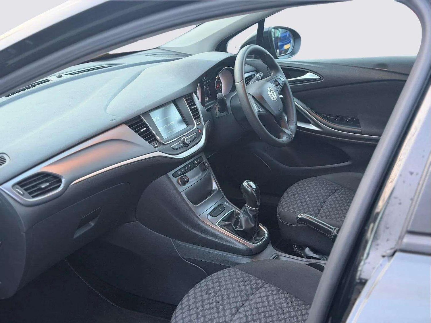 Used Vauxhall Astra 2017 for sale - 77969748: Photo 24