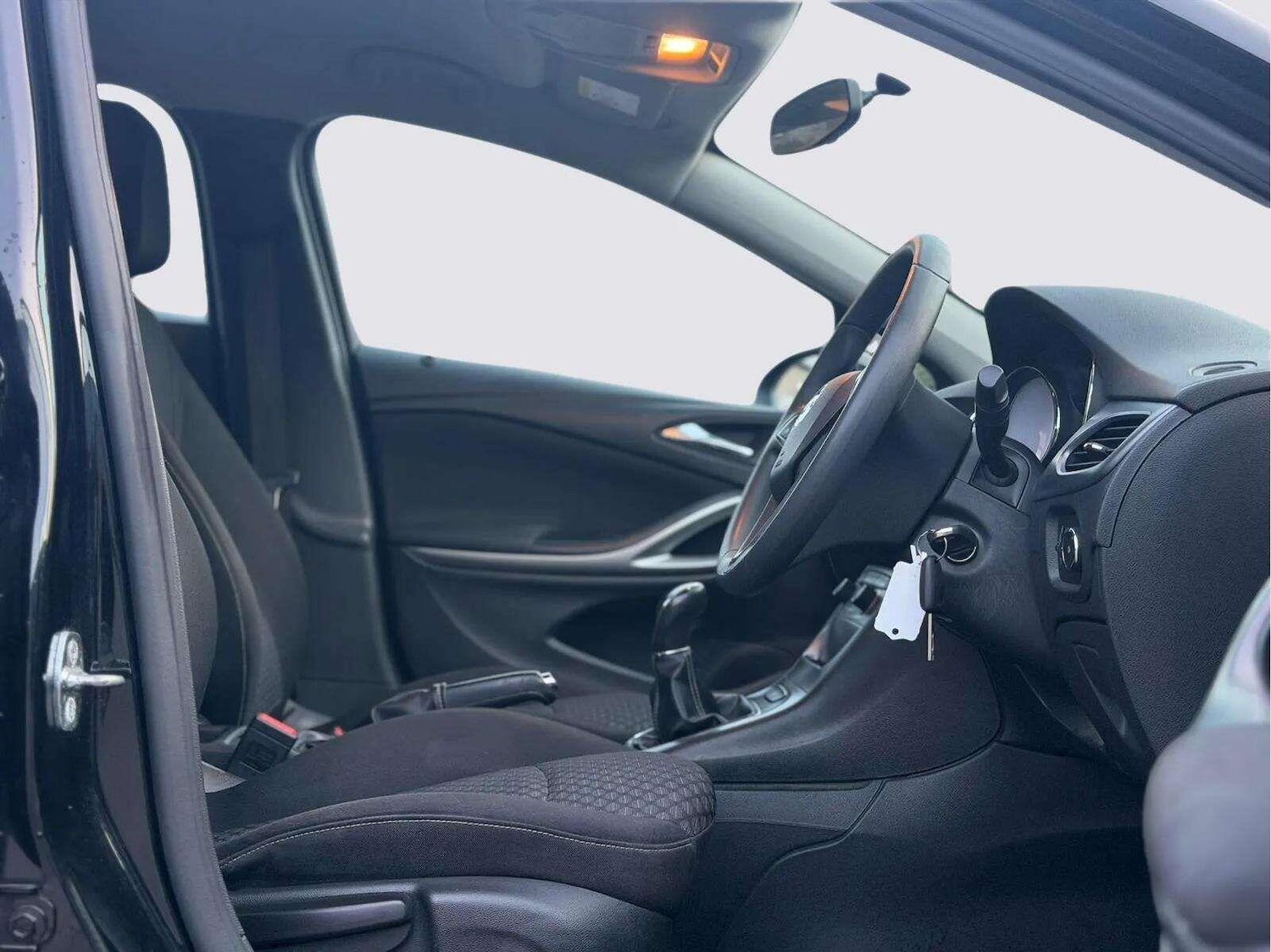 Used Vauxhall Astra 2017 for sale - 77969748: Photo 30