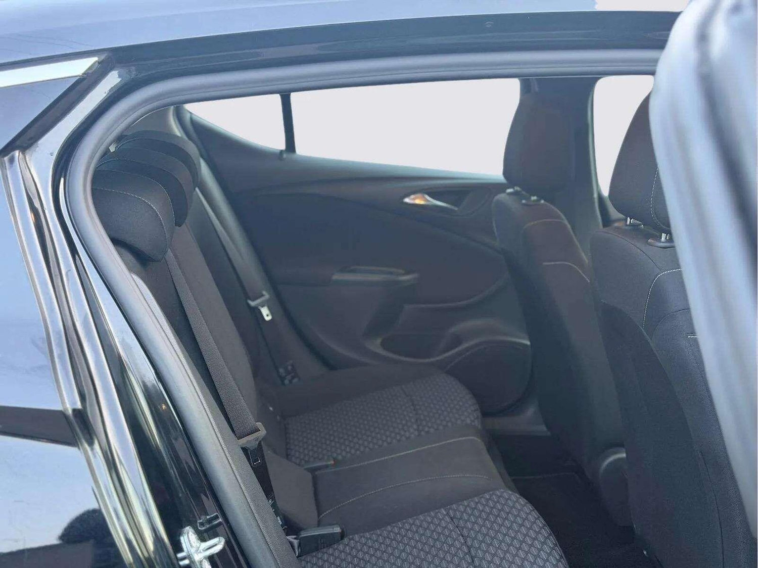 Used Vauxhall Astra 2017 for sale - 77969748: Photo 38