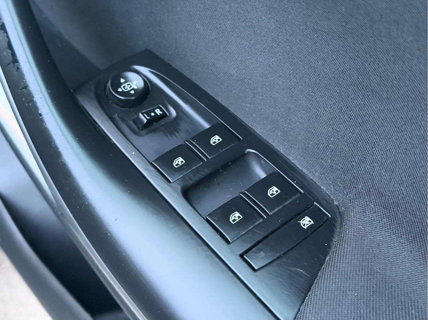 Used Vauxhall Astra 2017 for sale - 77969748: Photo 55