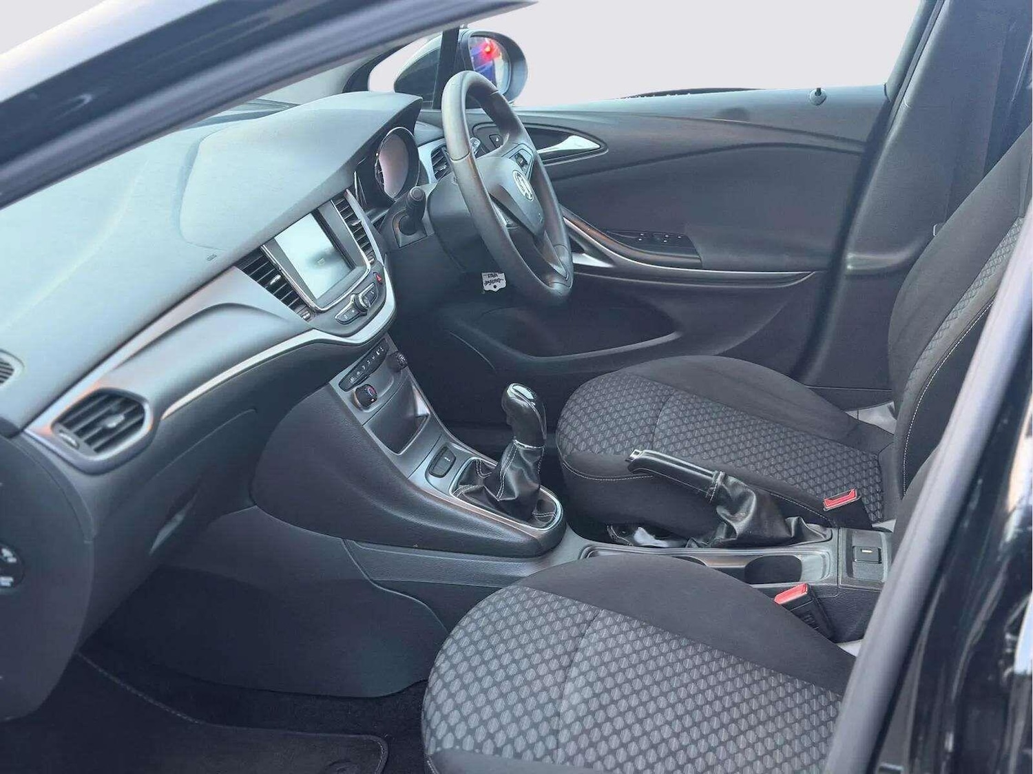 Used Vauxhall Astra 2017 for sale - 77969748: Photo 63