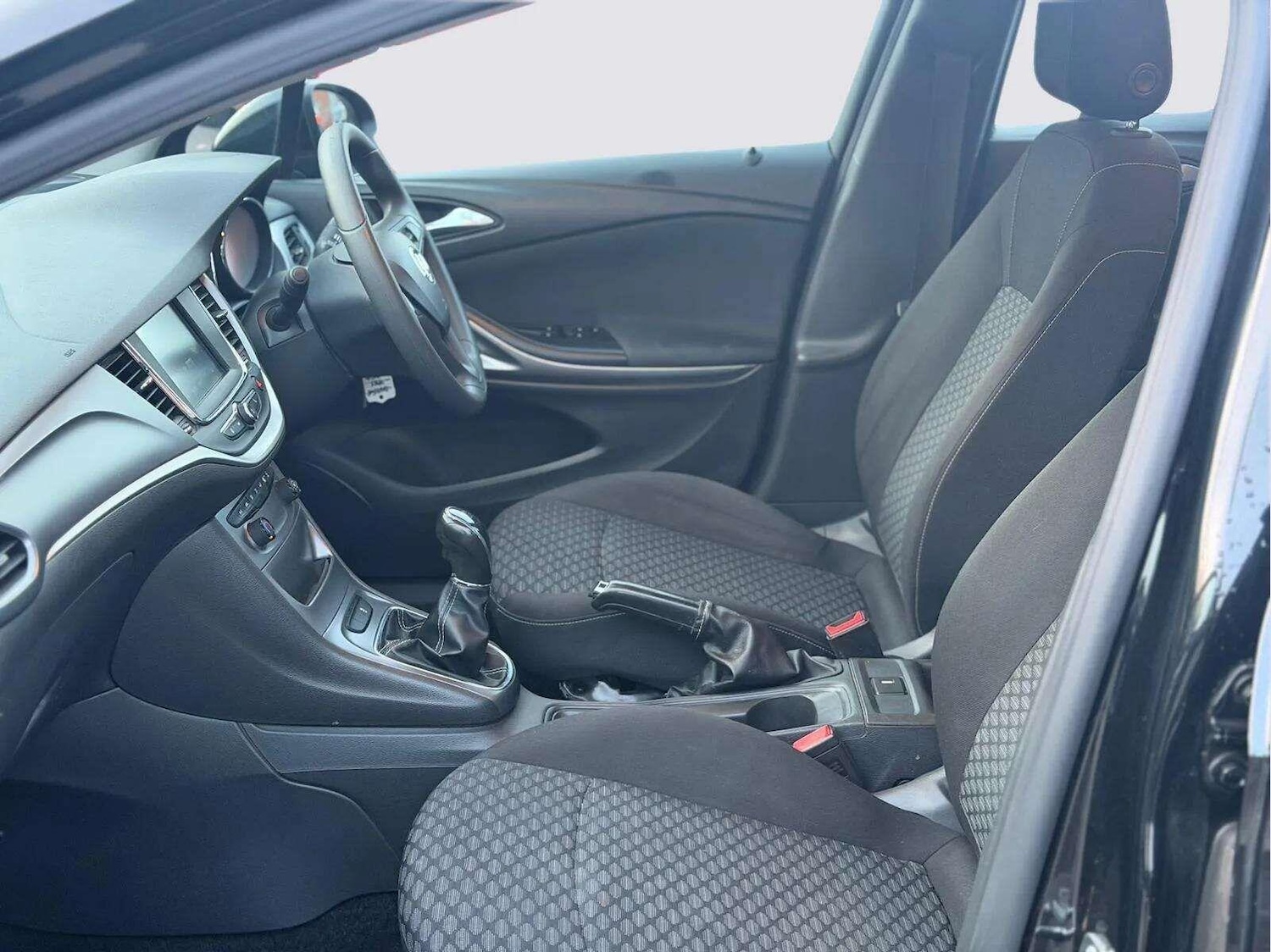 Used Vauxhall Astra 2017 for sale - 77969748: Photo 64