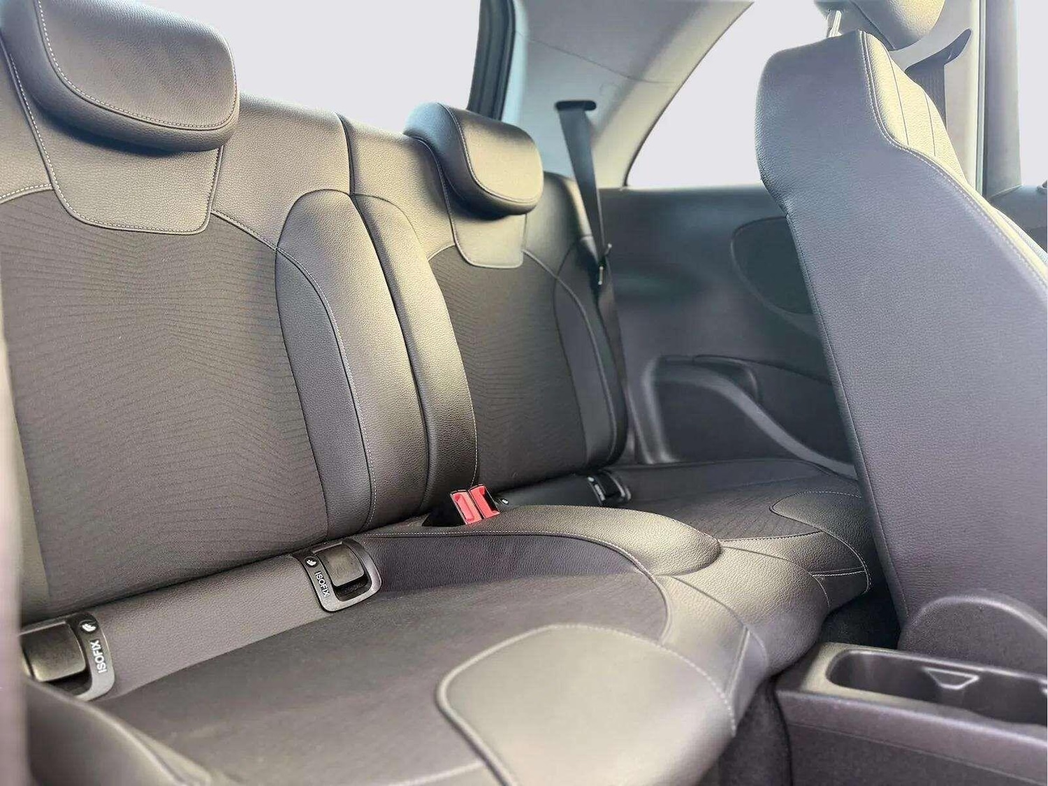 Used Vauxhall ADAM 2016 for sale - 76965366: Photo 34