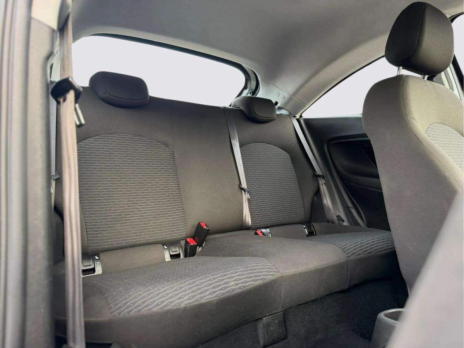 Used Vauxhall Corsa 2015 for sale - 77970239: Photo 37