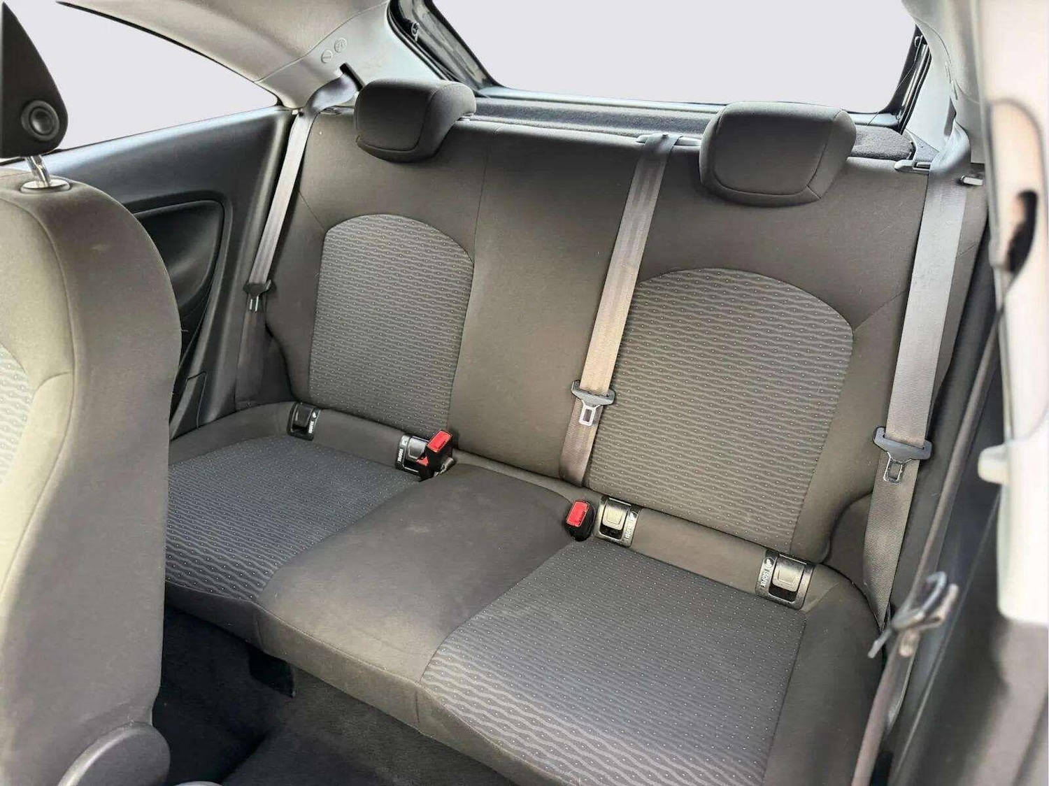 Used Vauxhall Corsa 2015 for sale - 77970239: Photo 38