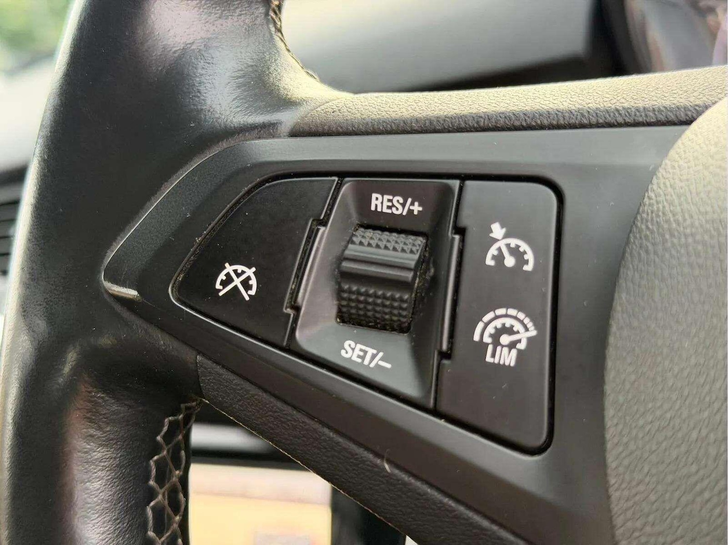 Used Vauxhall Corsa 2015 for sale - 77970239: Photo 48