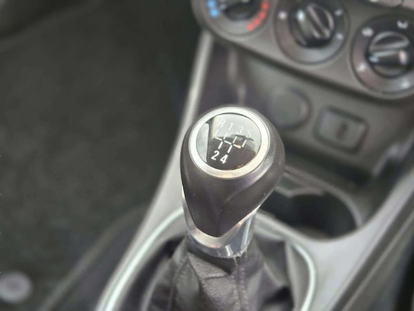 Used Vauxhall Corsa 2016 for sale - 76084449: Photo 18