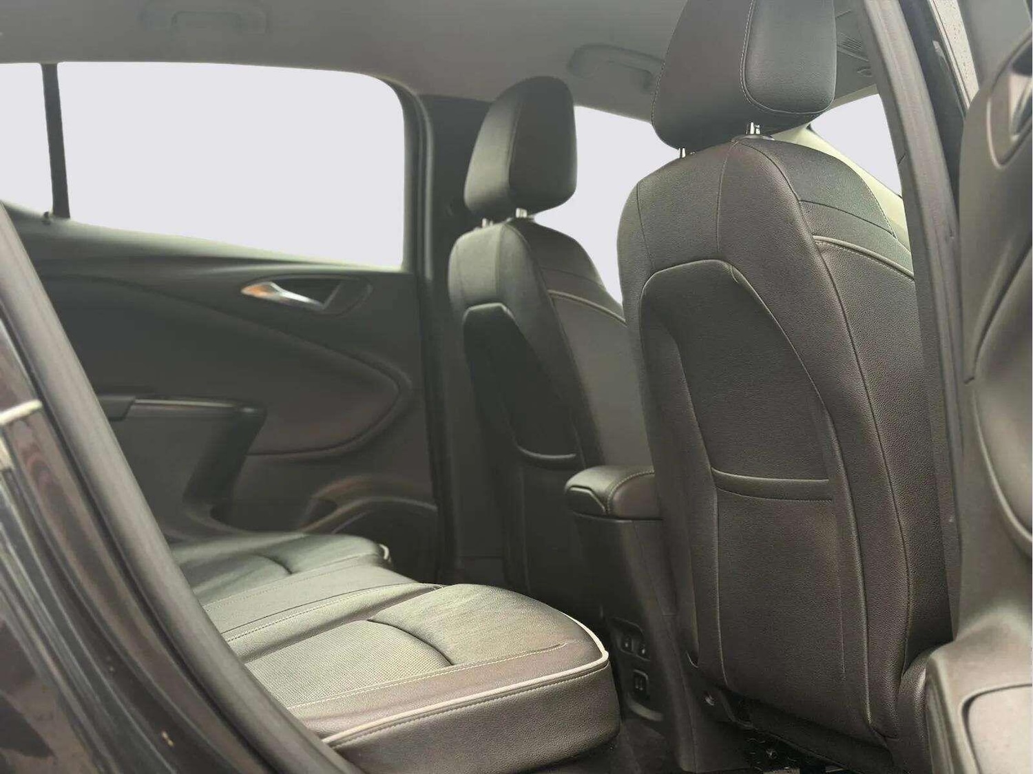 Used Vauxhall Astra for sale - 78086765: Photo 31