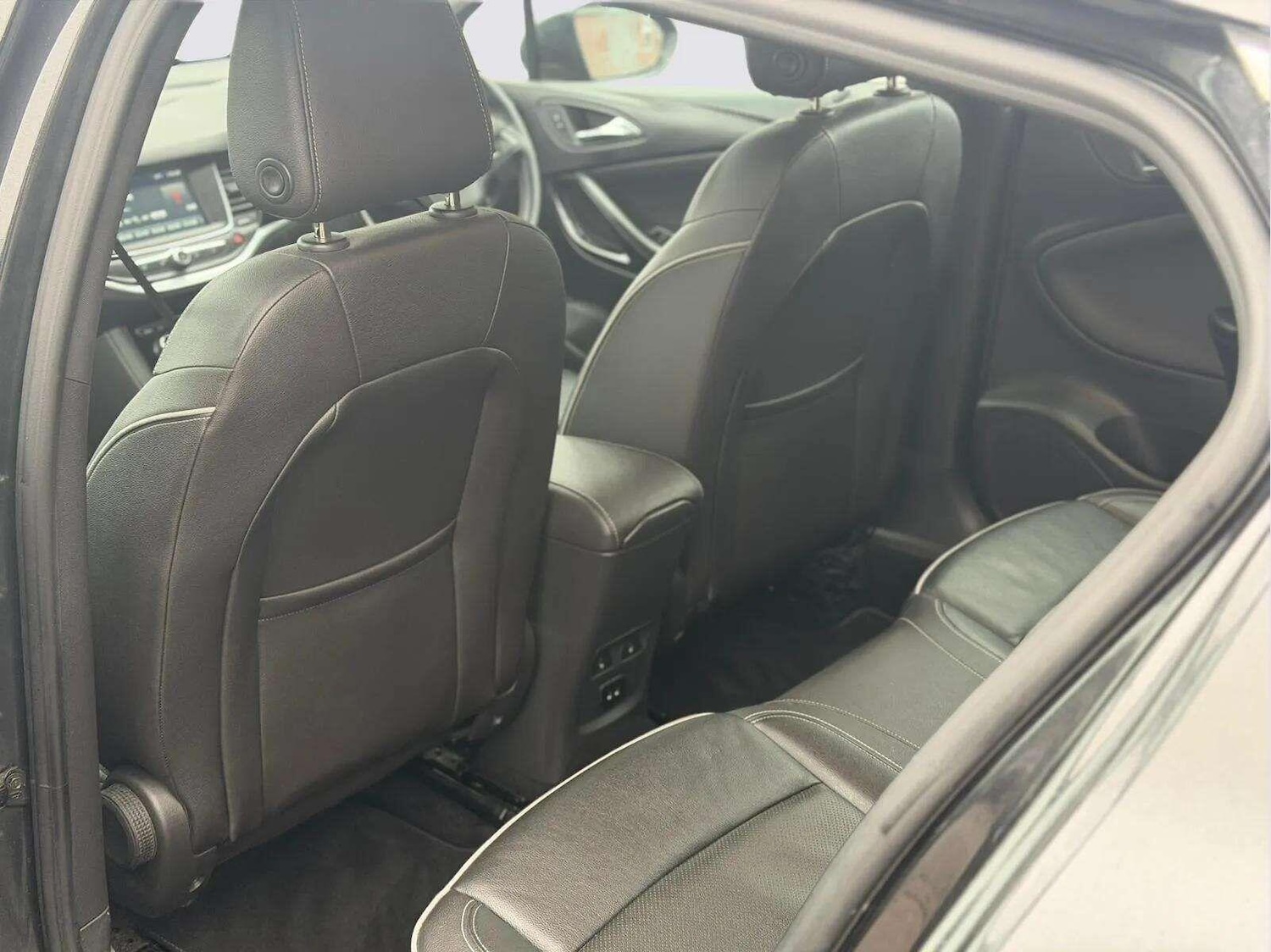 Used Vauxhall Astra for sale - 78086765: Photo 38