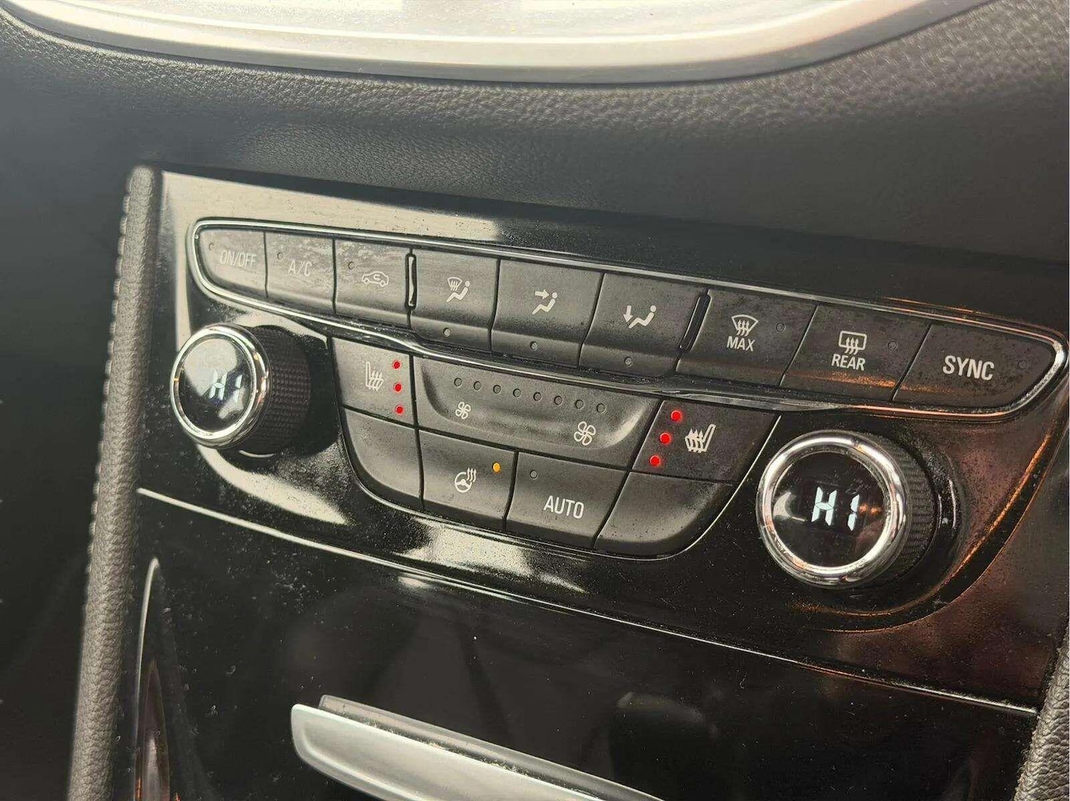 Used Vauxhall Astra for sale - 78086765: Photo 47