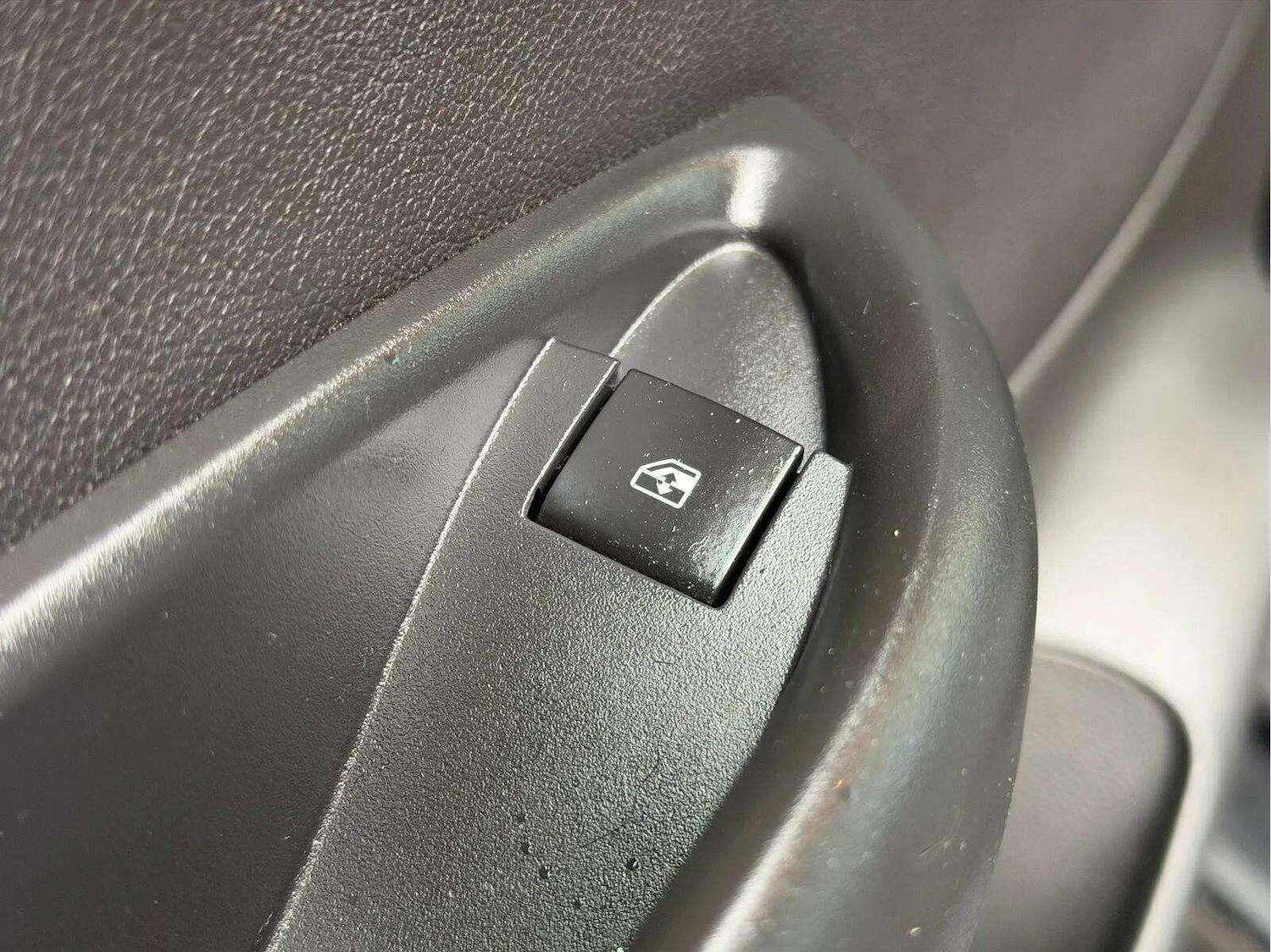 Used Vauxhall Astra for sale - 78086765: Photo 49