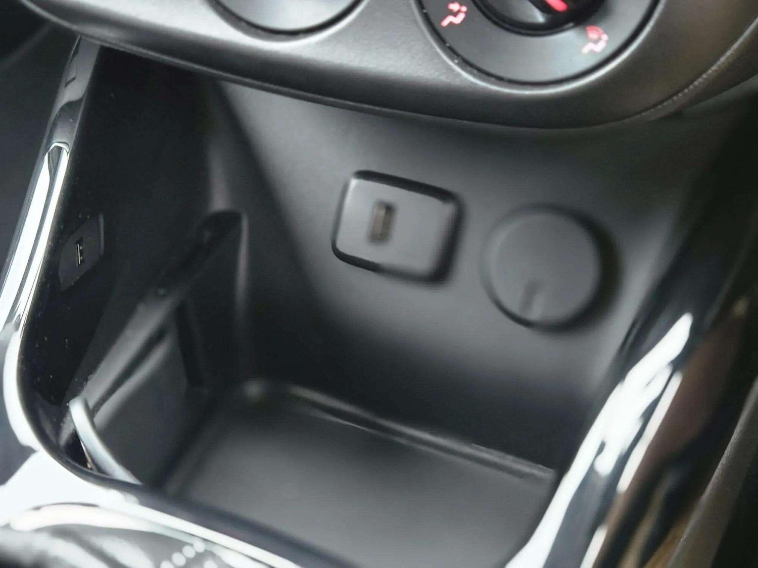 Used Vauxhall Corsa 2017 for sale - 76472451: Photo 45