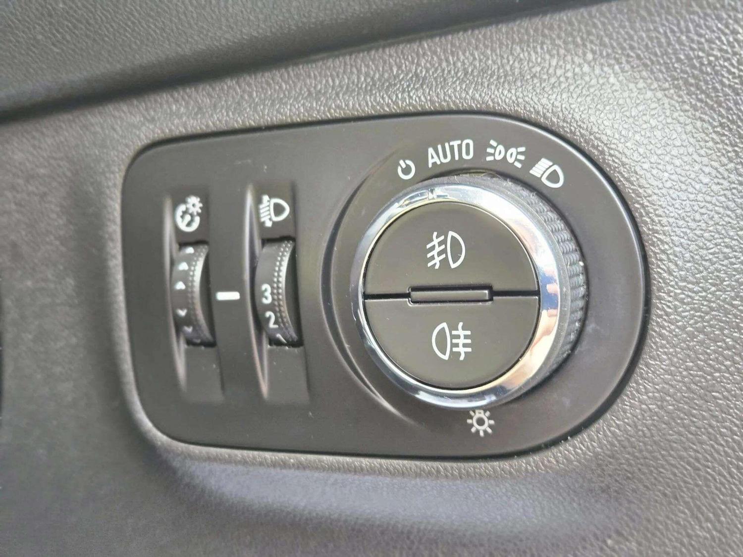 Vehicle 44