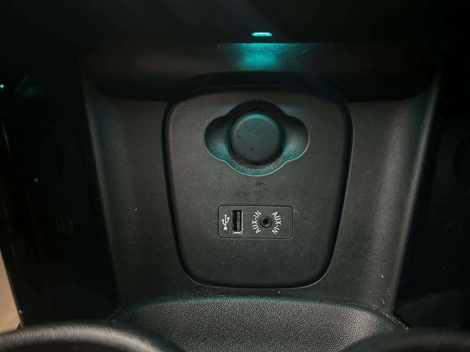 Used MINI Convertible 2016 for sale - 76370900: Photo 28