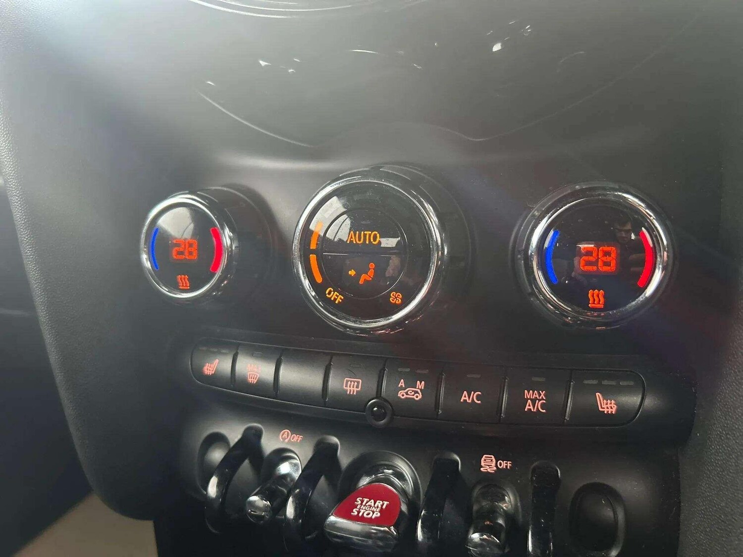 Used MINI Convertible 2016 for sale - 76370900: Photo 29