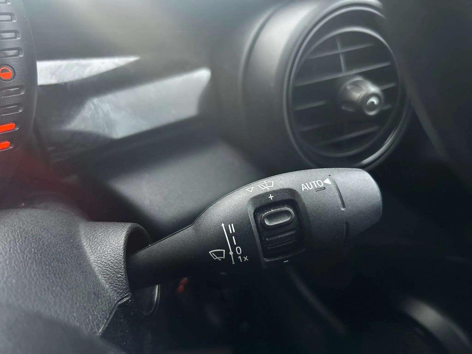 Used MINI Convertible 2016 for sale - 76370900: Photo 56