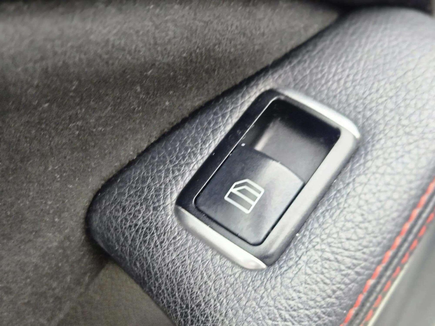 Used Mercedes-Benz CLA 2016 for sale - 76667010: Photo 37