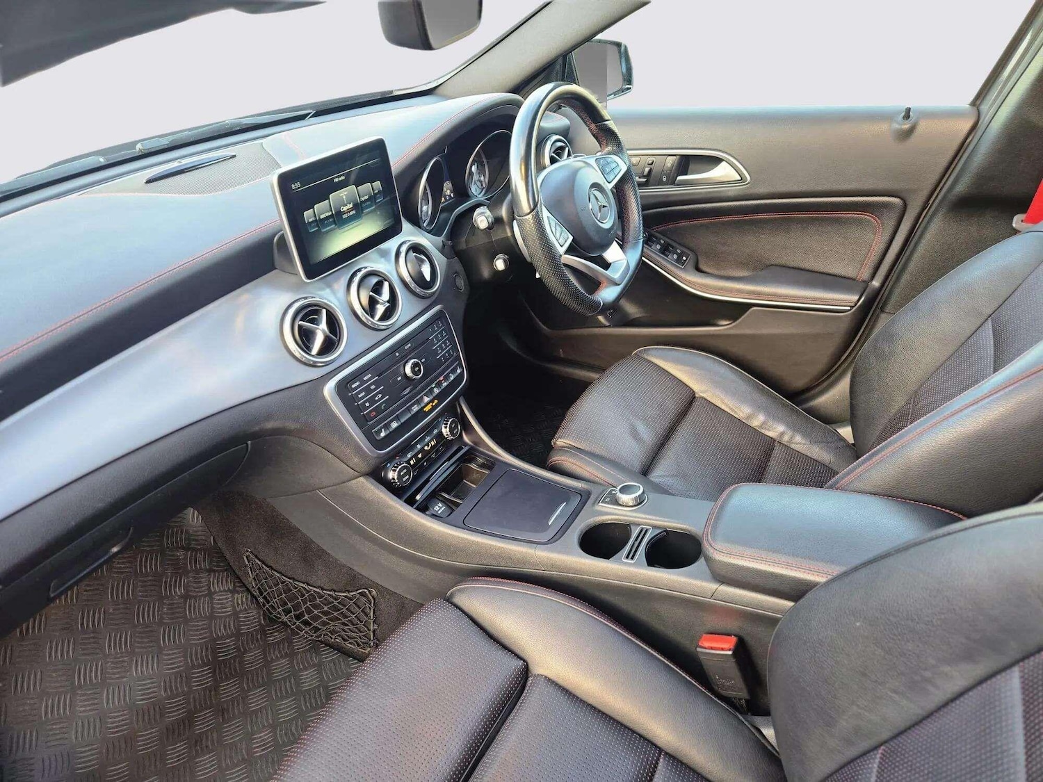 Used Mercedes-Benz GLA 2016 for sale - 77454655: Photo 22