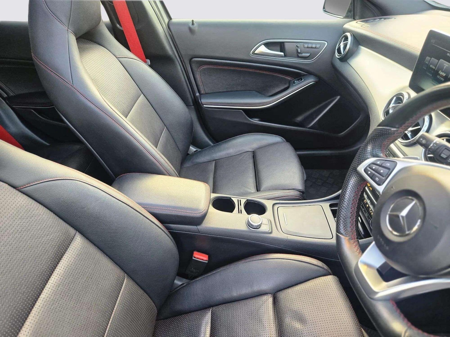 Used Mercedes-Benz GLA 2016 for sale - 77454655: Photo 24