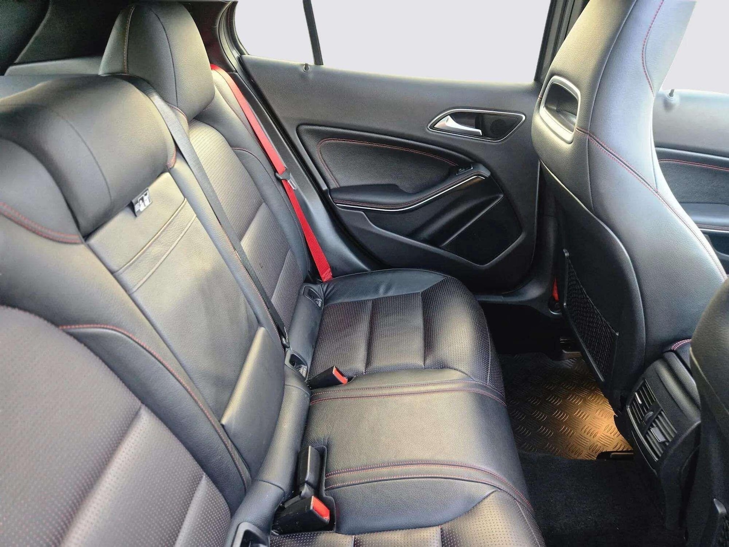 Used Mercedes-Benz GLA 2016 for sale - 77454655: Photo 34