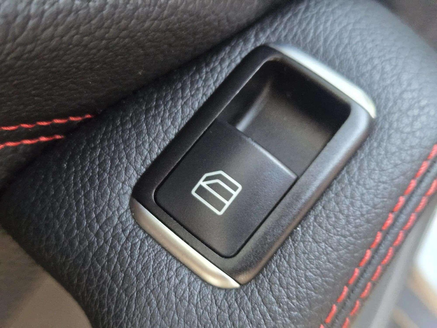 Used Mercedes-Benz GLA 2016 for sale - 77454655: Photo 40