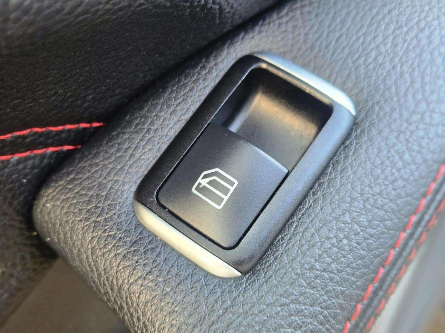 Used Mercedes-Benz GLA 2016 for sale - 77454655: Photo 49