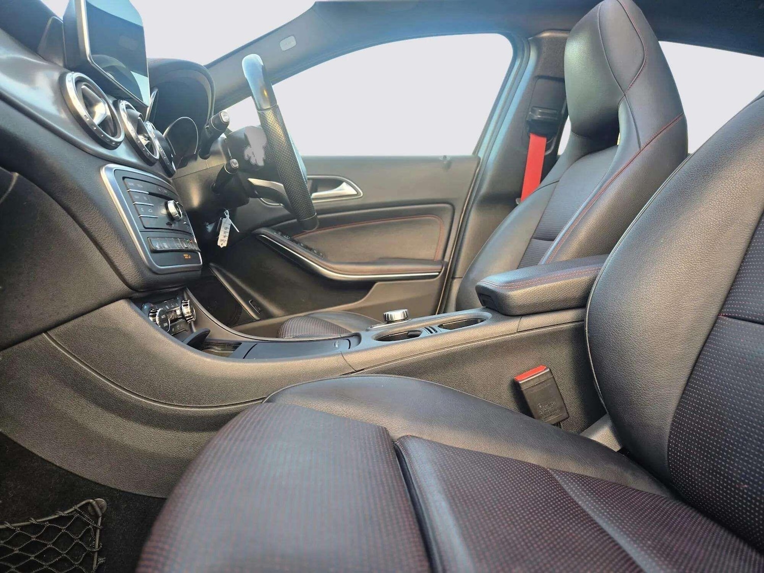 Used Mercedes-Benz GLA 2016 for sale - 77454655: Photo 66