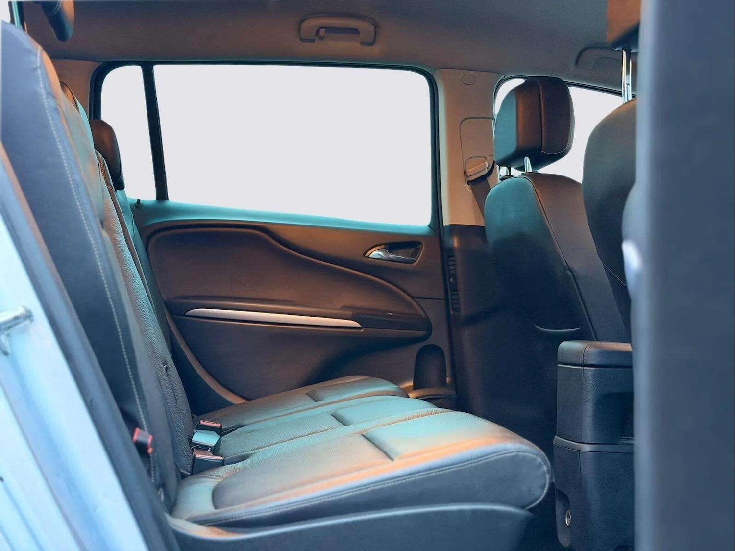 Used Vauxhall Zafira Tourer for sale - 77537809: Photo 31