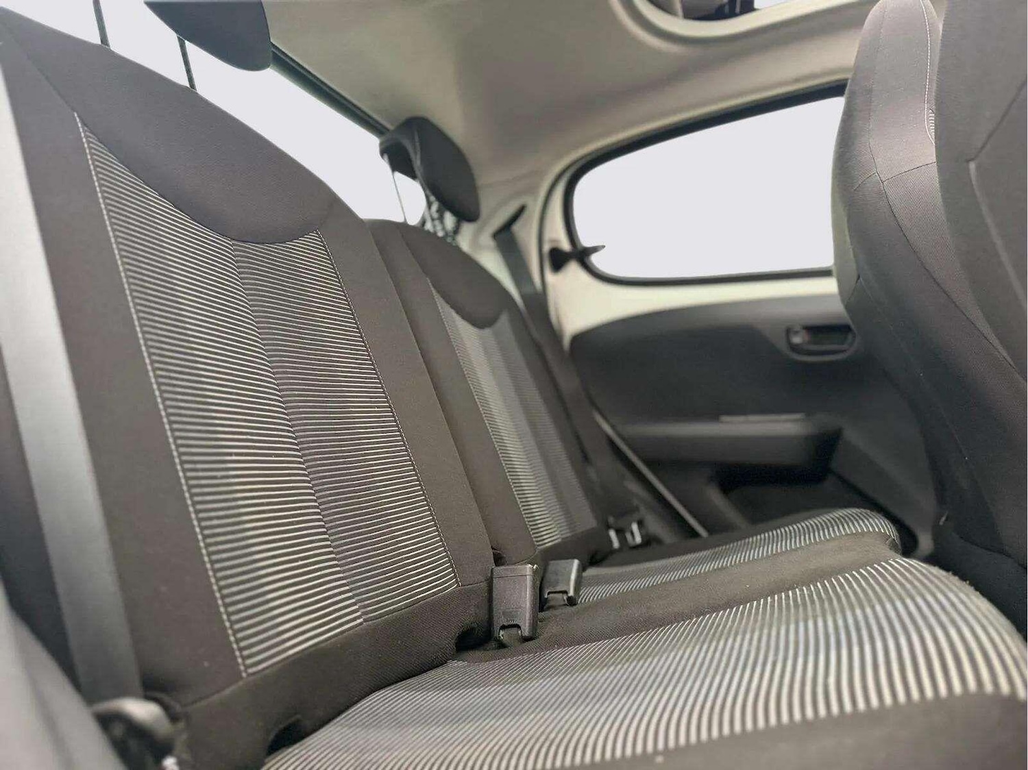 Used Peugeot 108 2016 for sale - 77292061: Photo 26