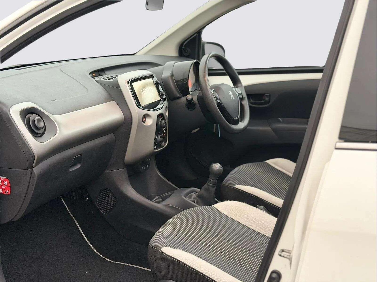 Used Peugeot 108 2016 for sale - 77292061: Photo 51