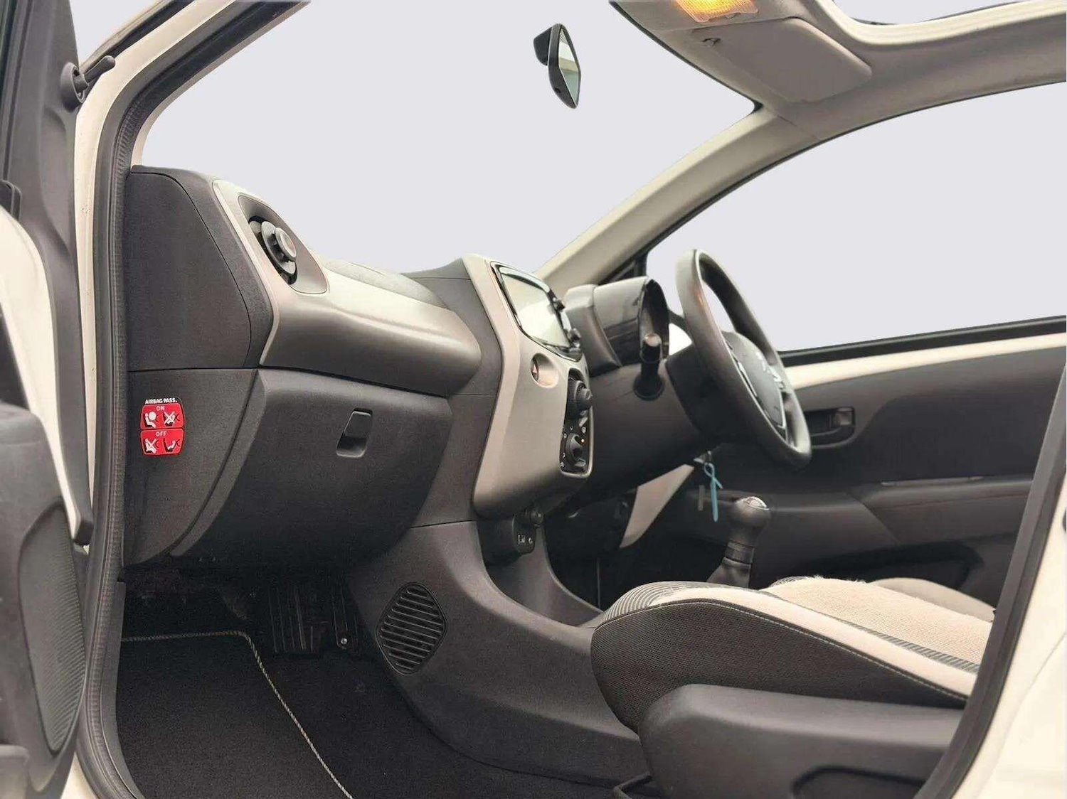 Used Peugeot 108 2016 for sale - 77292061: Photo 57