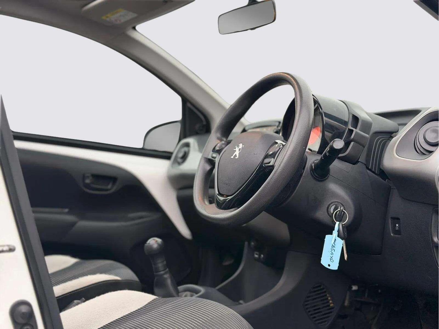 Used Peugeot 108 2016 for sale - 77292061: Photo 60