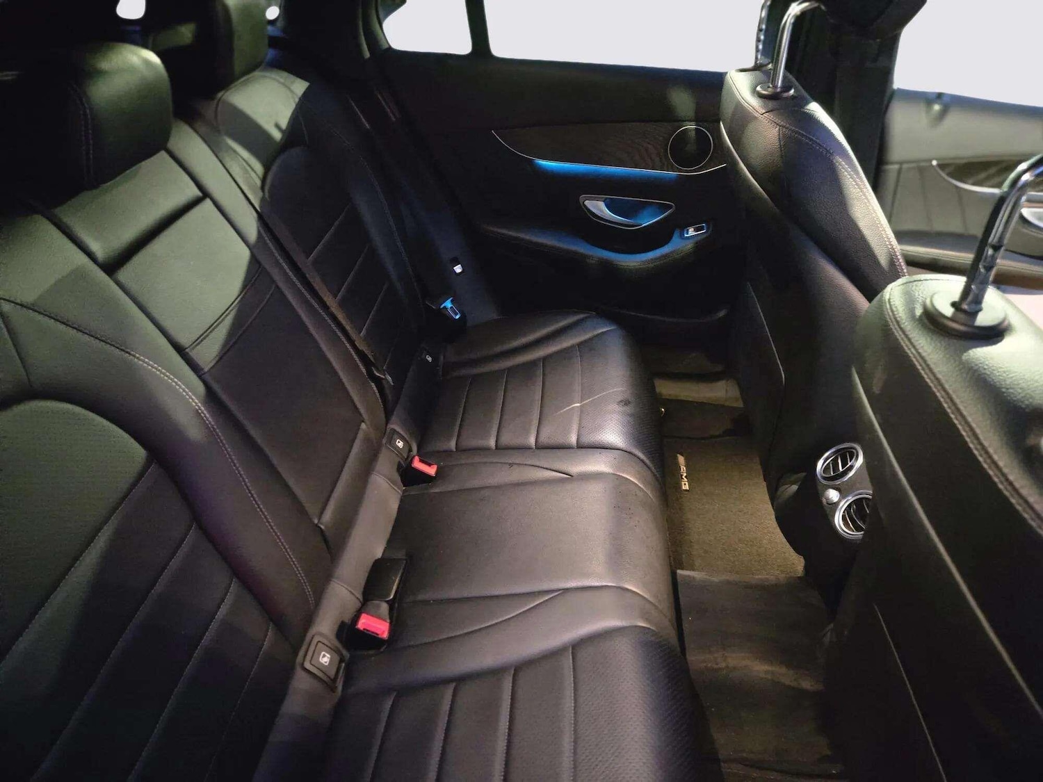 Used Mercedes-Benz GLC 2016 for sale - 76433142: Photo 35