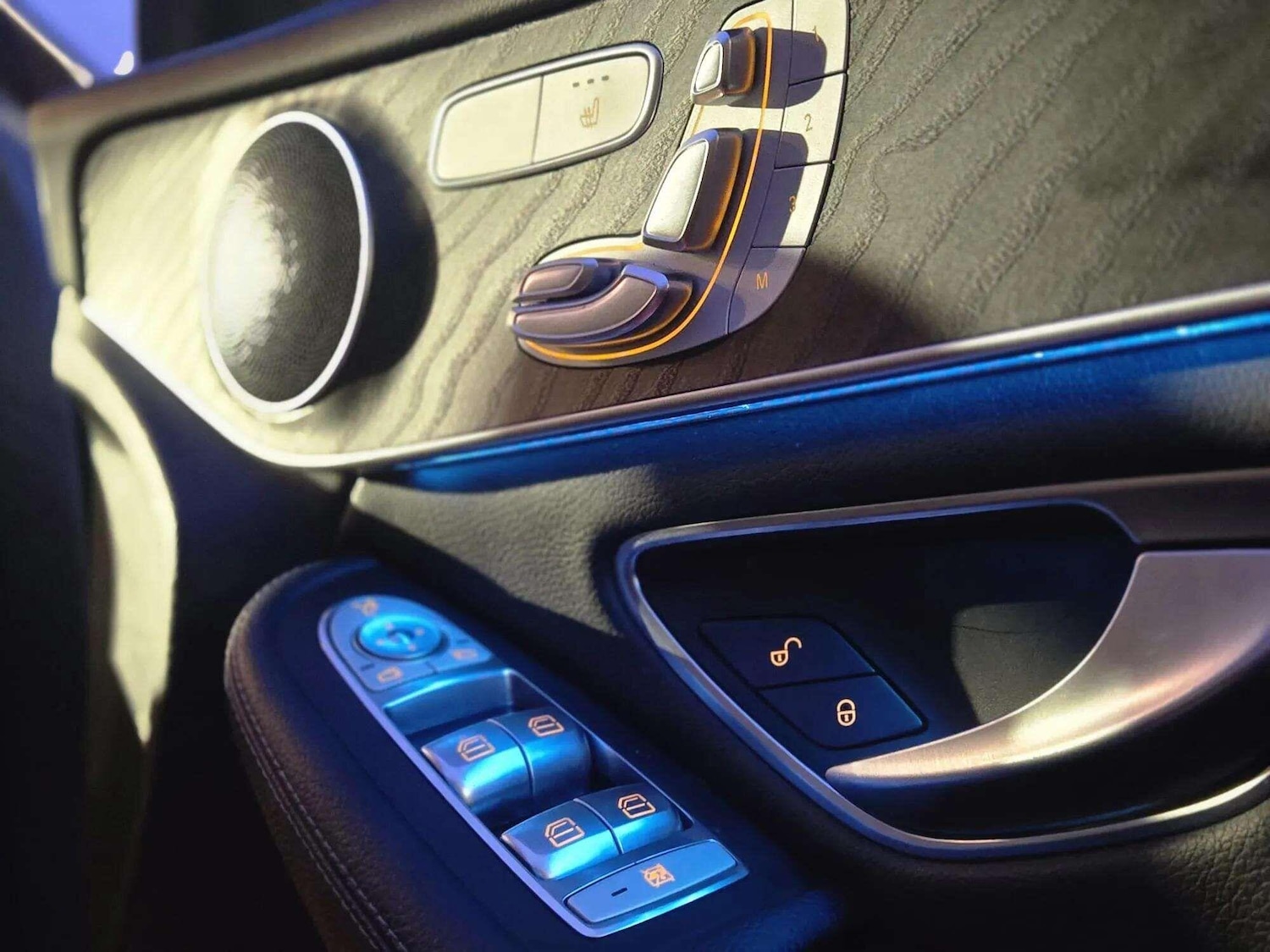 Used Mercedes-Benz GLC 2016 for sale - 76433142: Photo 54