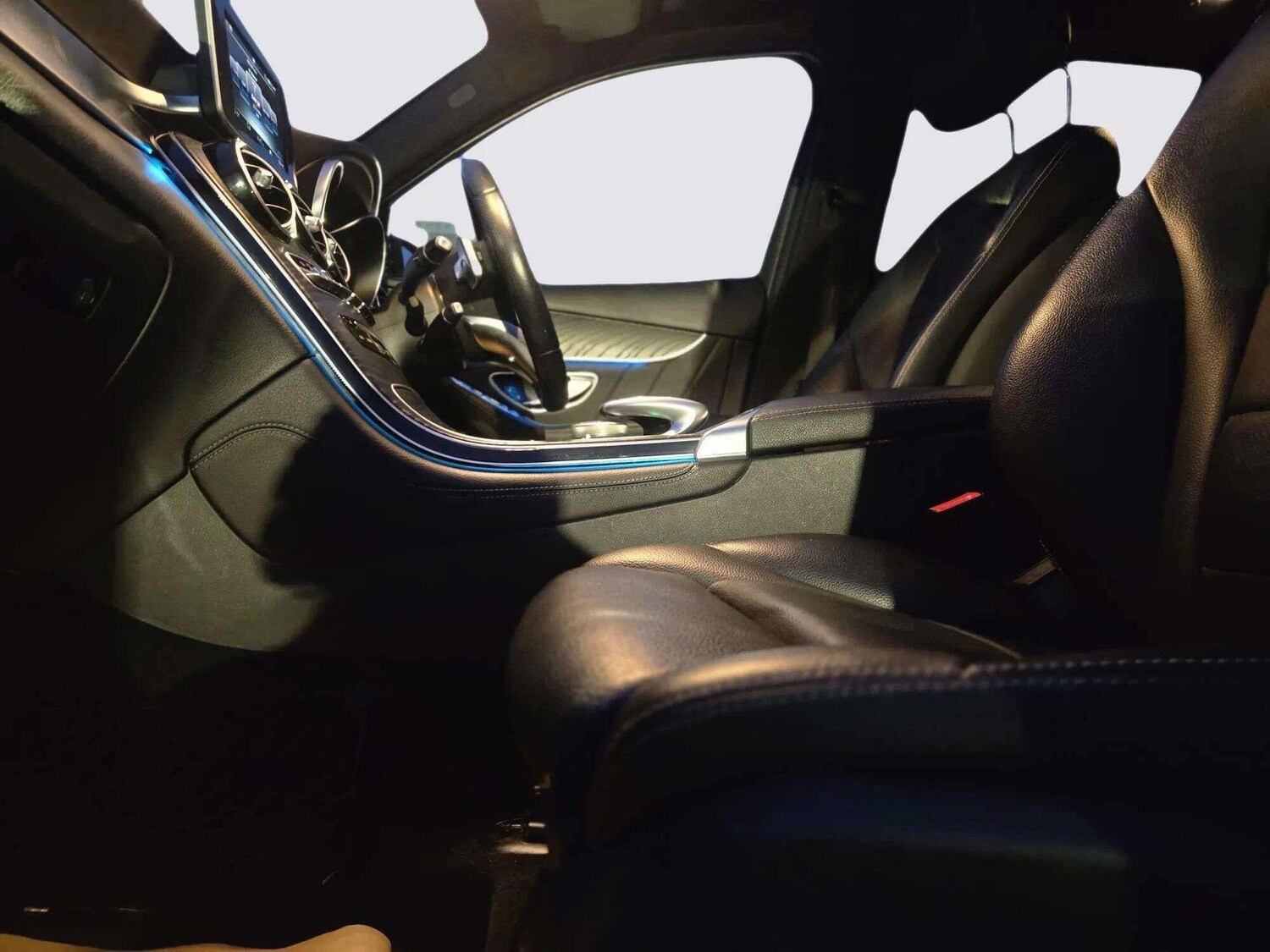 Used Mercedes-Benz GLC 2016 for sale - 76433142: Photo 67