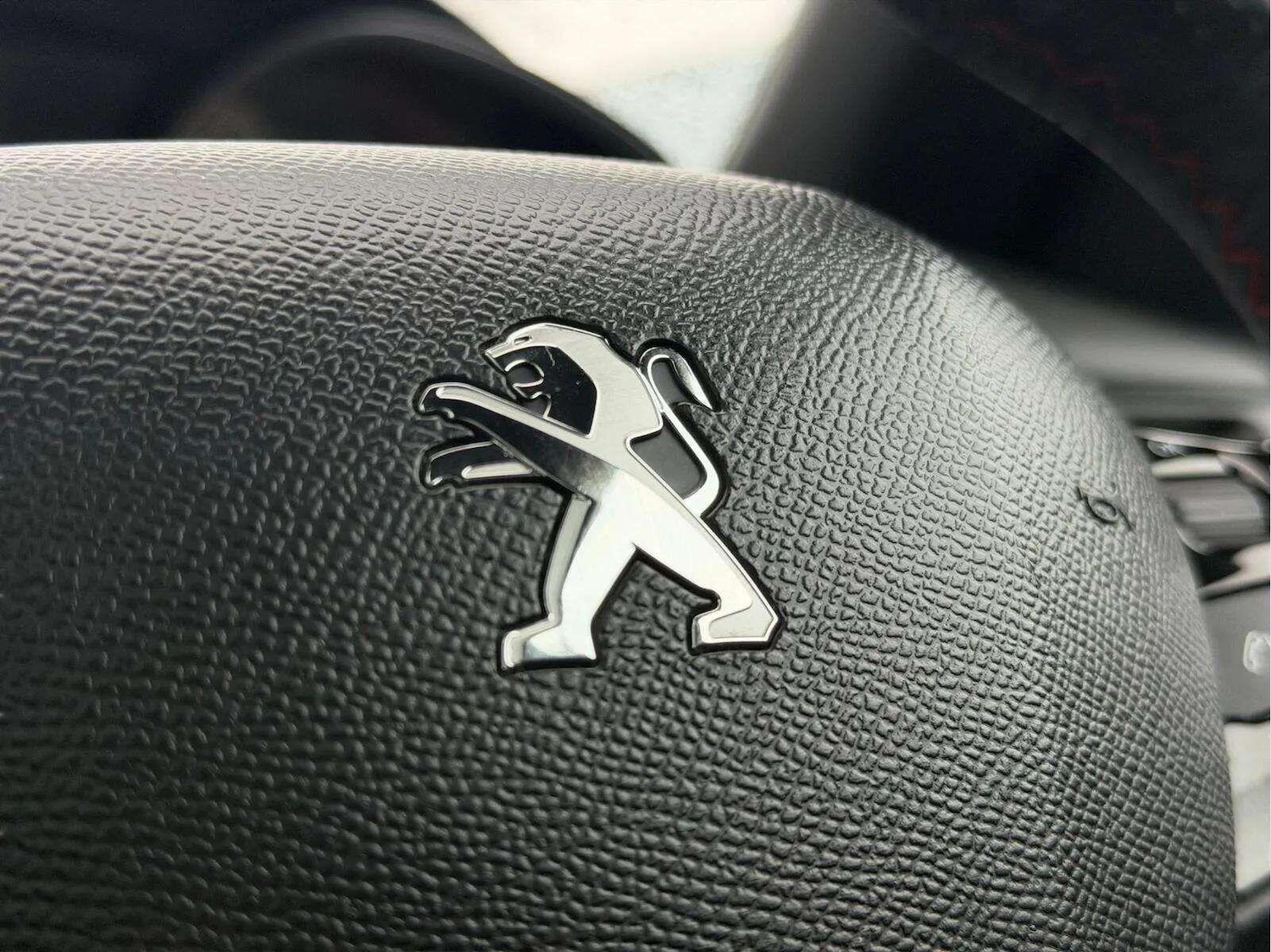 Used Peugeot 308 2017 for sale - 77625427: Photo 68