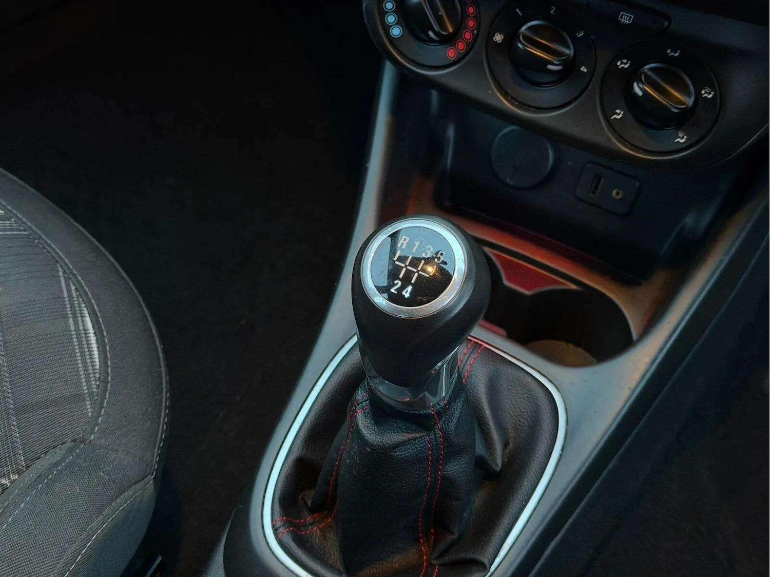 Used Vauxhall Corsa 2015 for sale - 77315160: Photo 20