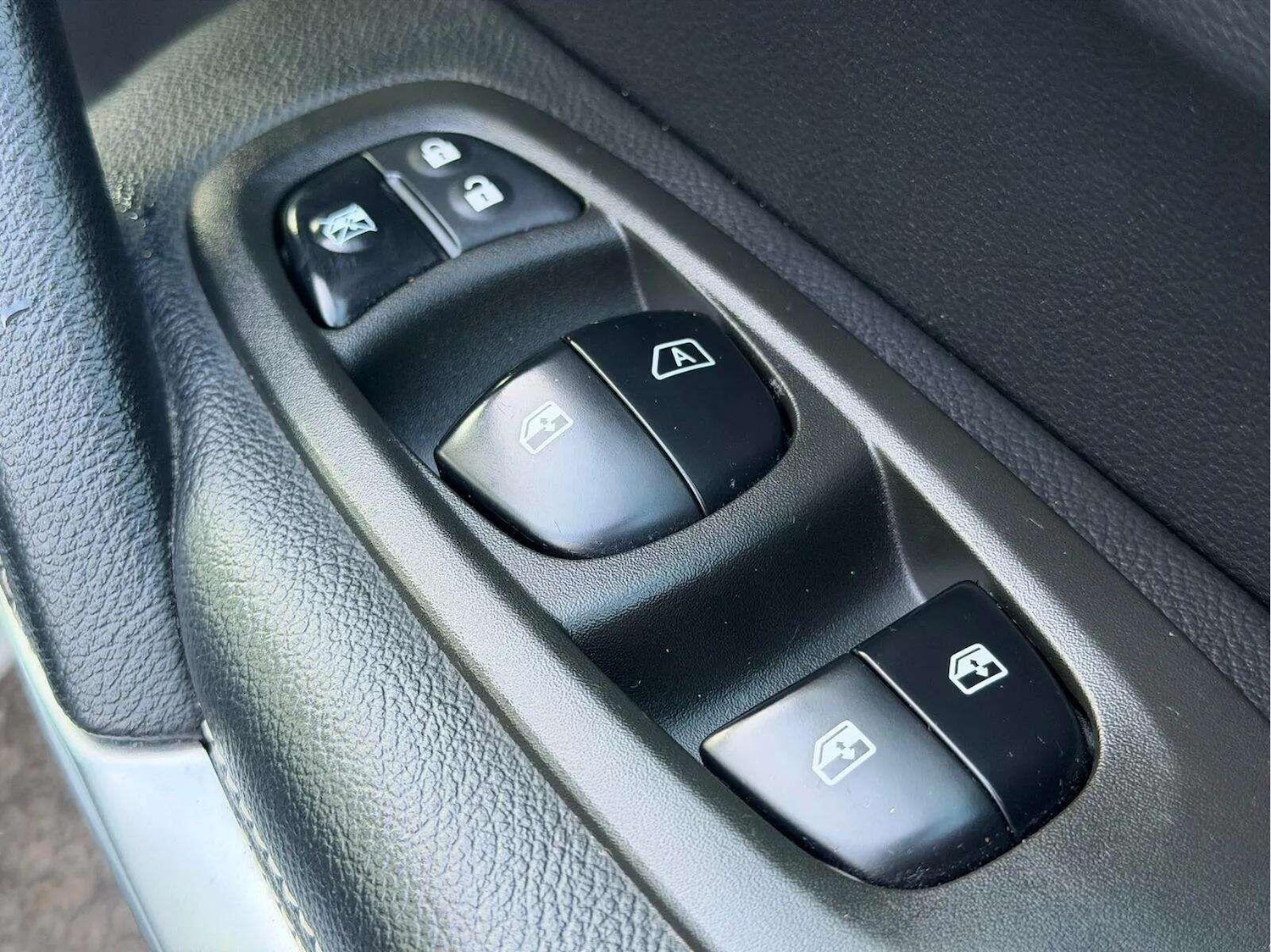 Used Renault Kadjar 2017 for sale - 77263948: Photo 51