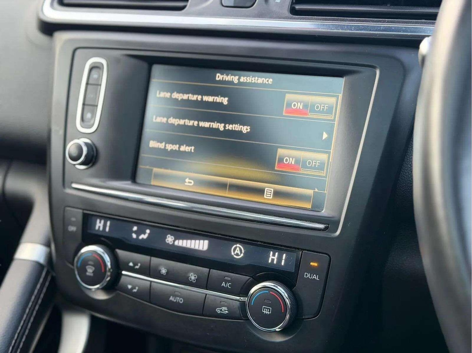 Used Renault Kadjar 2017 for sale - 77263948: Photo 64