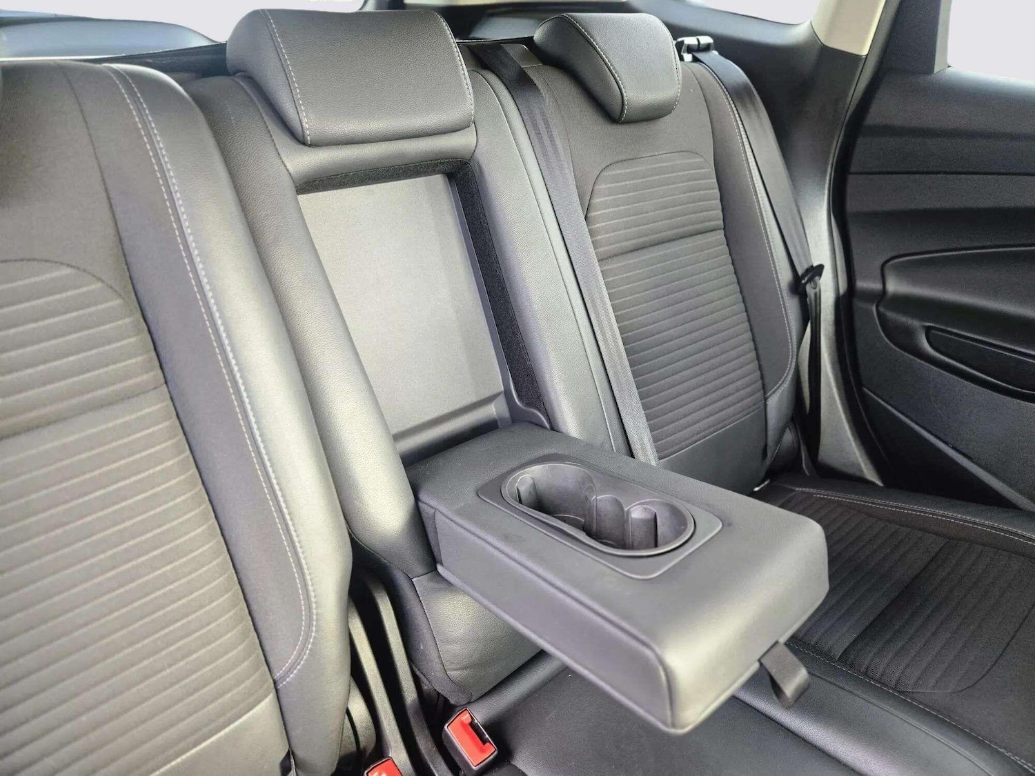 Used Ford Kuga 2017 for sale - 76408598: Photo 25