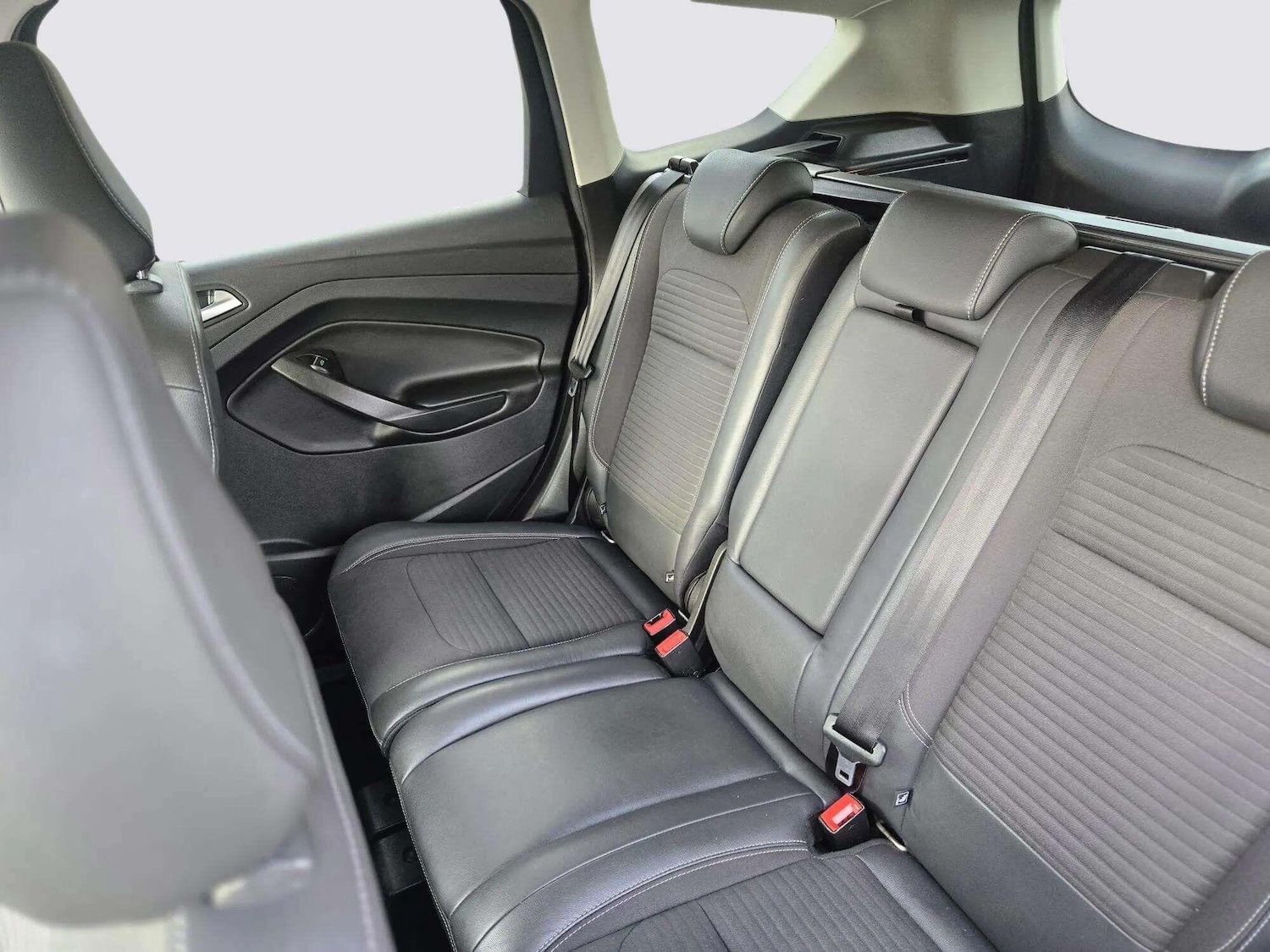 Used Ford Kuga 2017 for sale - 76408598: Photo 32