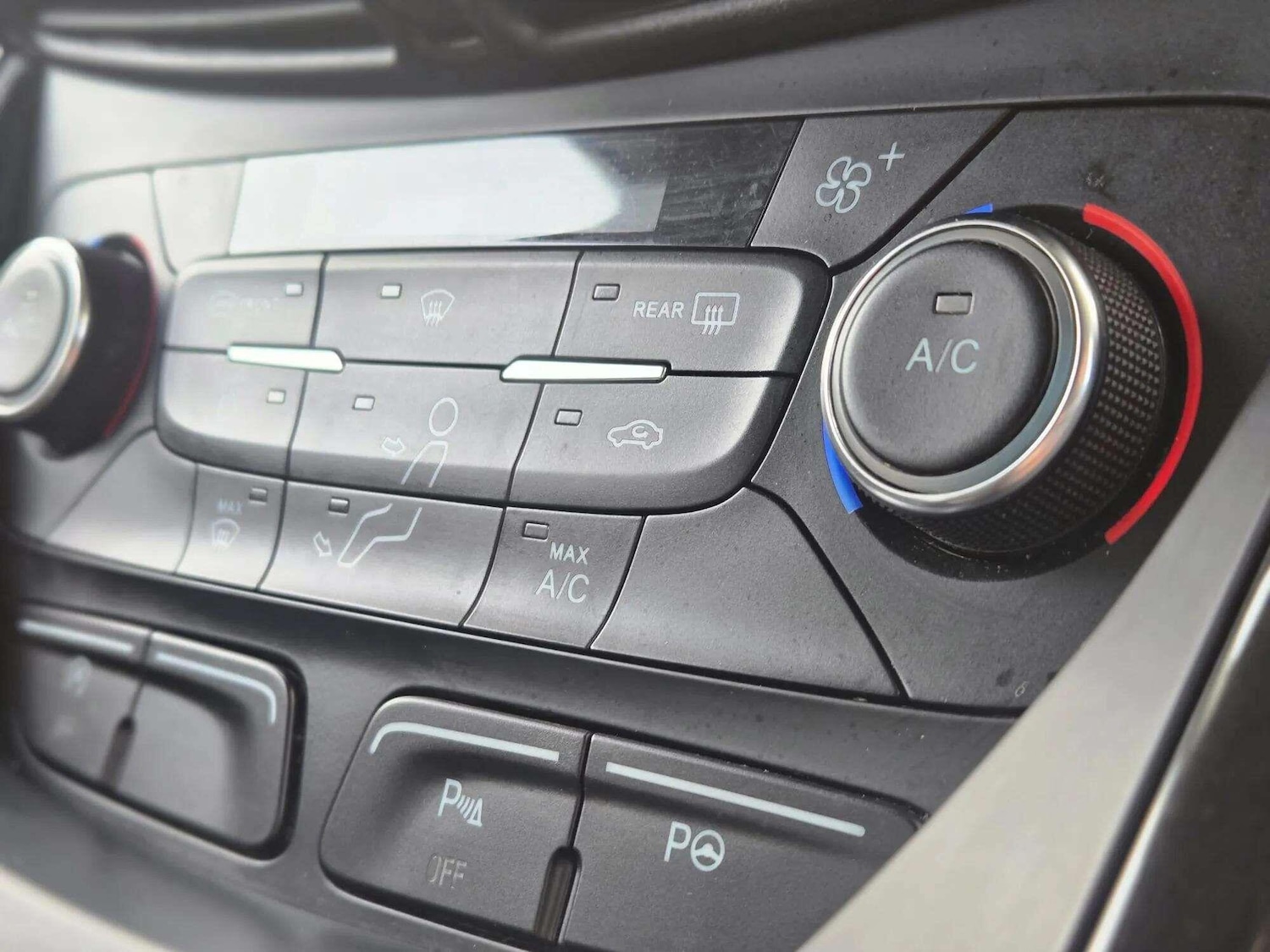 Used Ford Kuga 2017 for sale - 76408598: Photo 45