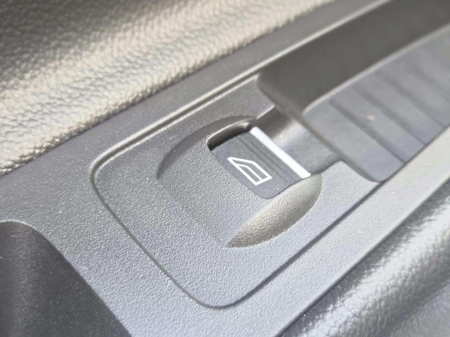 Used Ford Kuga 2017 for sale - 76408598: Photo 79