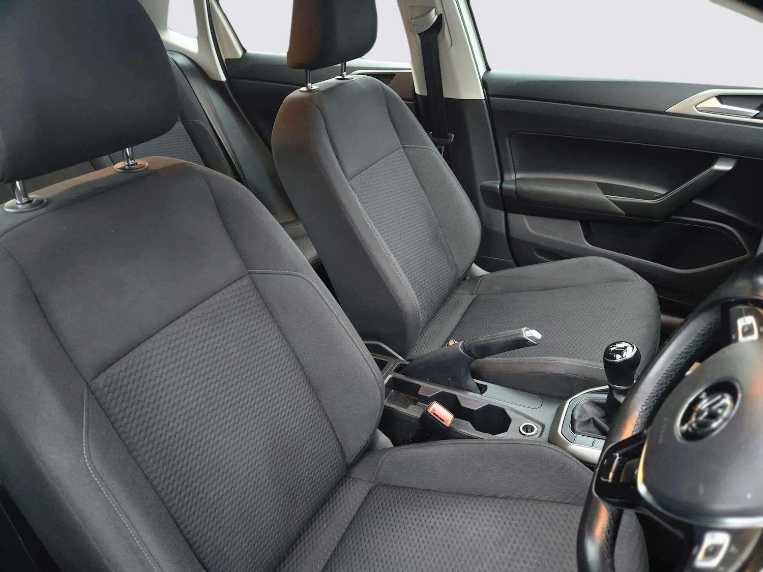 Used Volkswagen Polo 2018 for sale - 76473117: Photo 24