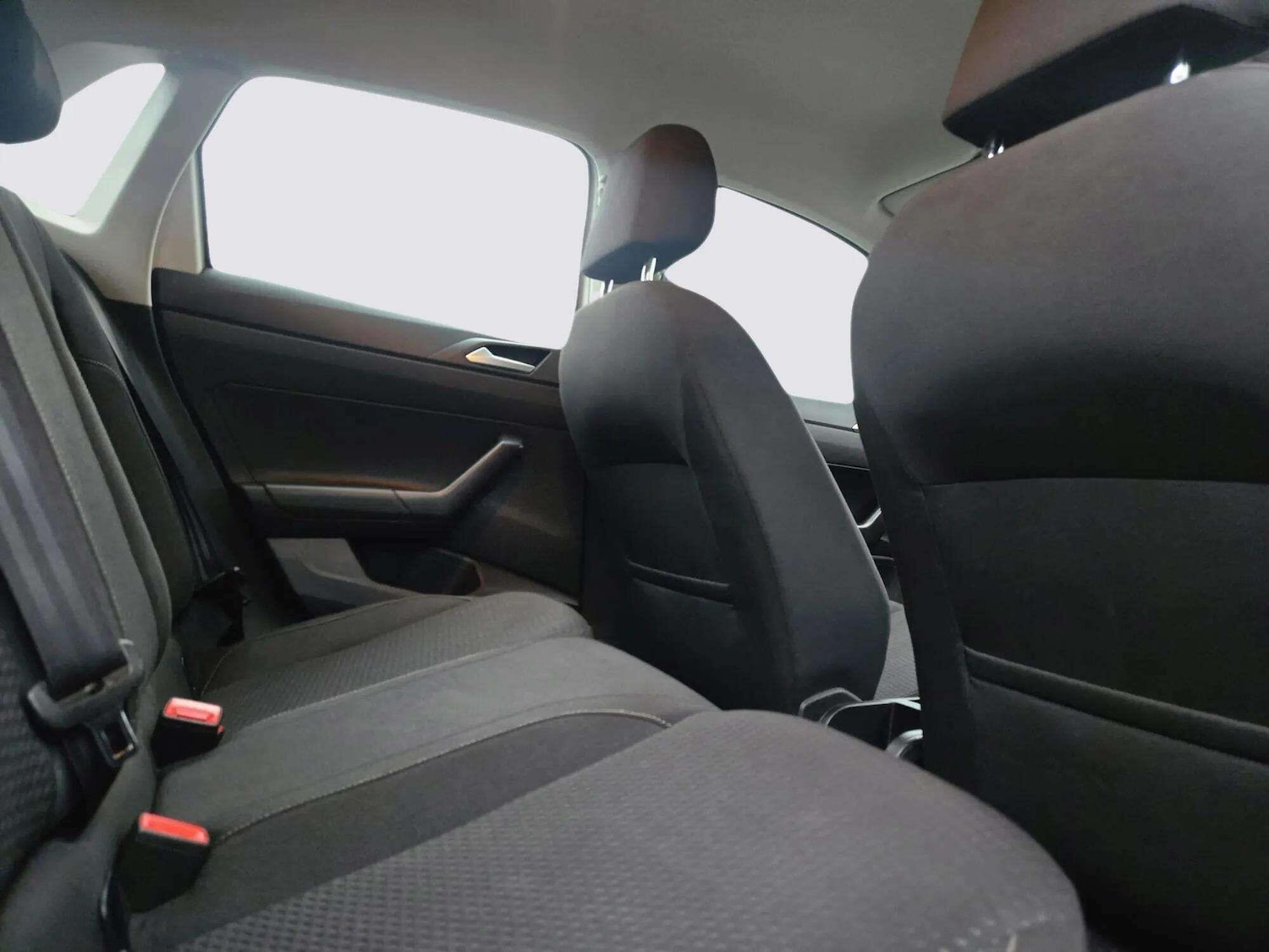 Used Volkswagen Polo 2018 for sale - 76473117: Photo 32