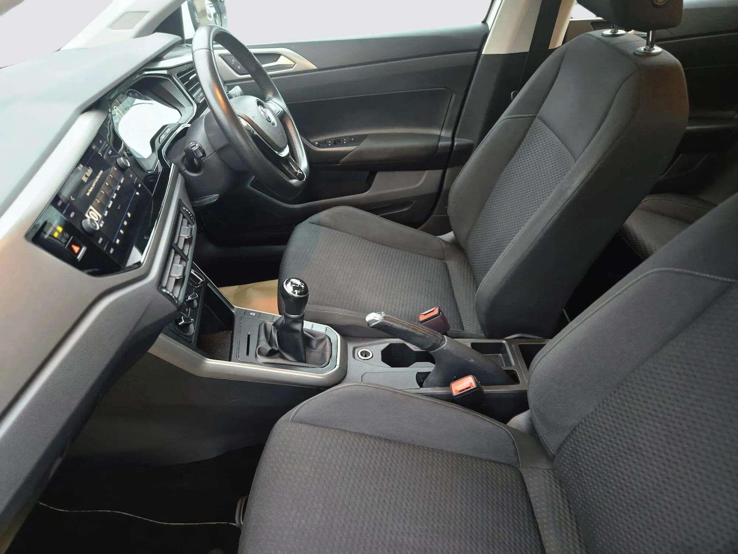 Used Volkswagen Polo 2018 for sale - 76473117: Photo 65