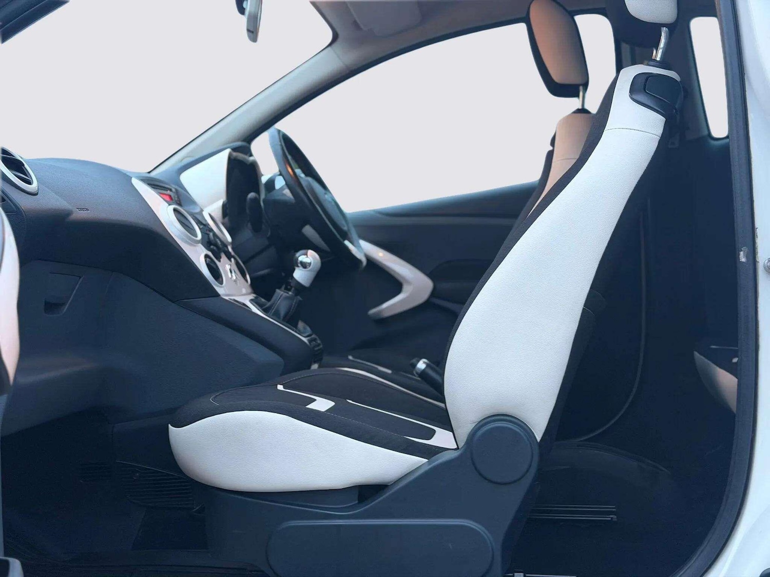 Used Ford Ka for sale - 77769587: Photo 41